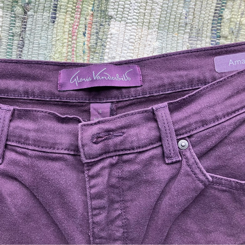 💥 3 for $15
Gloria Vanderbilt Plum Jeans